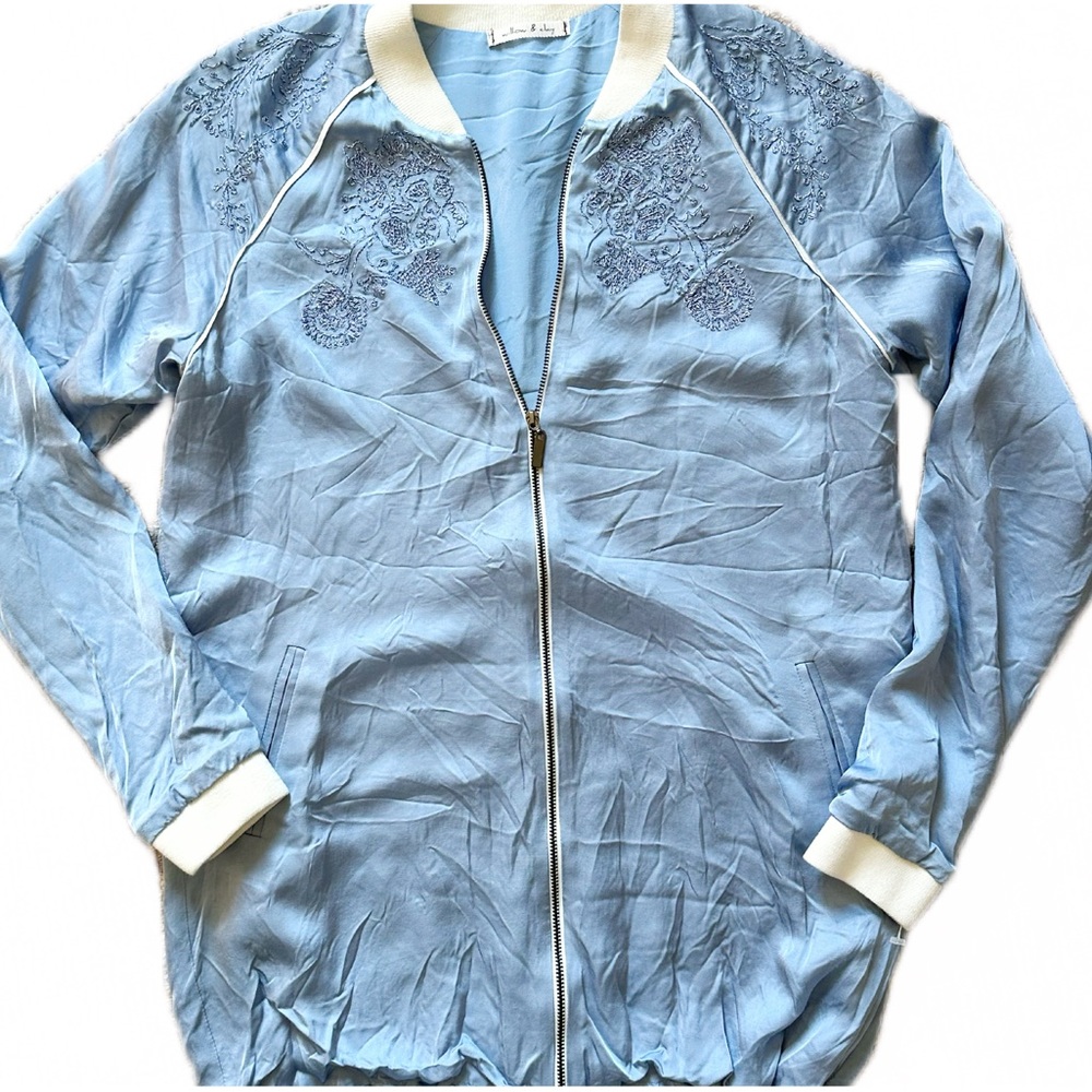 New Willow & Clay Sky Blue Silky Bomber Jacket with Embroidered Design Woman L